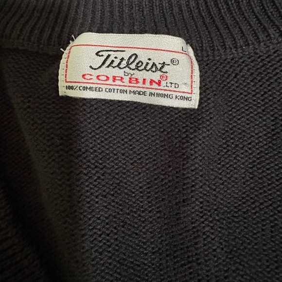Titleist Black V-Neck Sweater Classic Knit Pullover - Picture 2 of 4